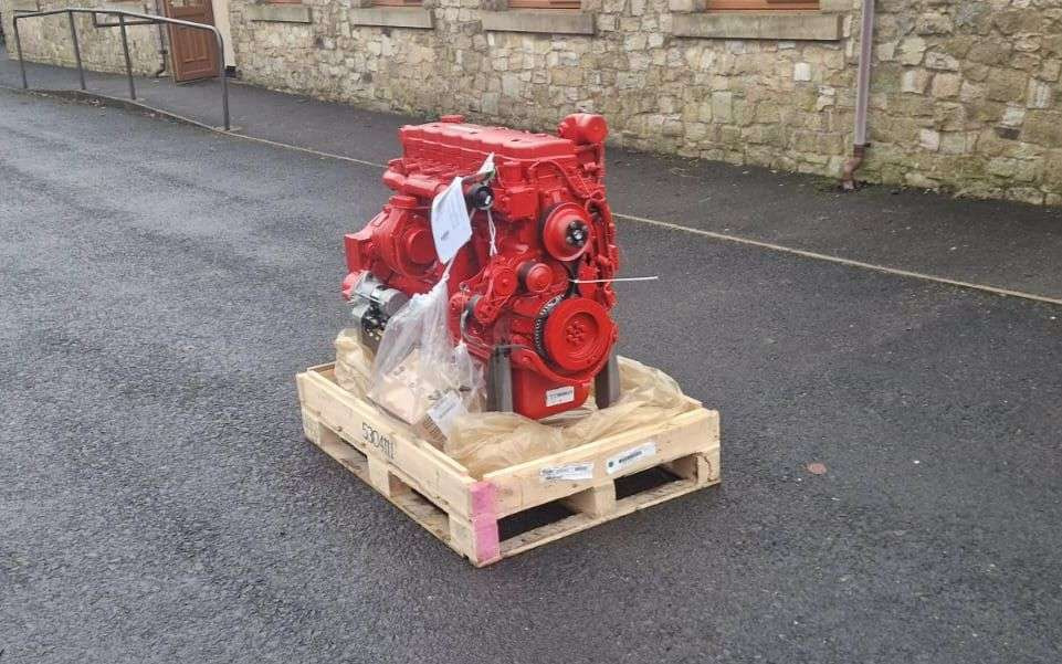 Cummins QSB 6.7 Engine CPL 4990 173kW (129hp) with CM850 (CM2850) ECU - Motor para Maquinaria de construcción: foto 3 Cummins QSB 6.7 Engine CPL 4990 173kW (129hp) with CM850 (CM2850) ECU - Motor para Maquinaria de construcción: foto 3