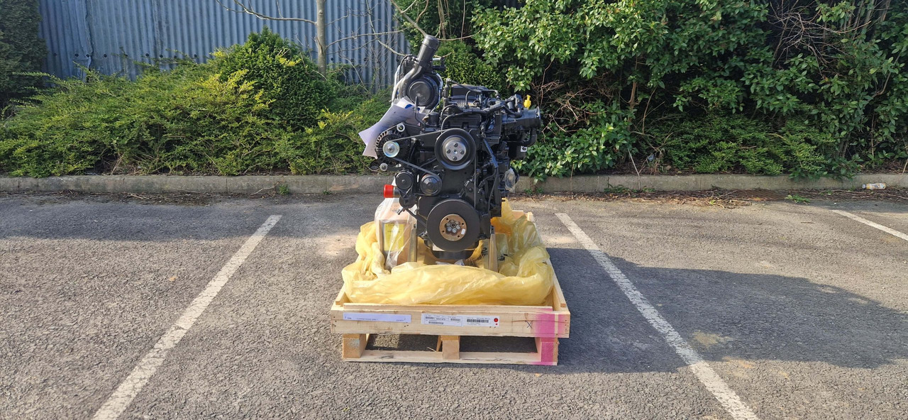 Cummins QSB 6.7 engine unused 6 cylinder CM2450 ECU - Motor para Maquinaria de construcción: foto 4 Cummins QSB 6.7 engine unused 6 cylinder CM2450 ECU - Motor para Maquinaria de construcción: foto 4