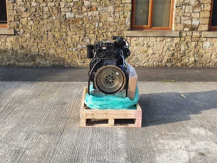 Cummins QSB4.5 Engine 104 kW - Motor para Maquinaria de construcción: foto 3 Cummins QSB4.5 Engine 104 kW - Motor para Maquinaria de construcción: foto 3