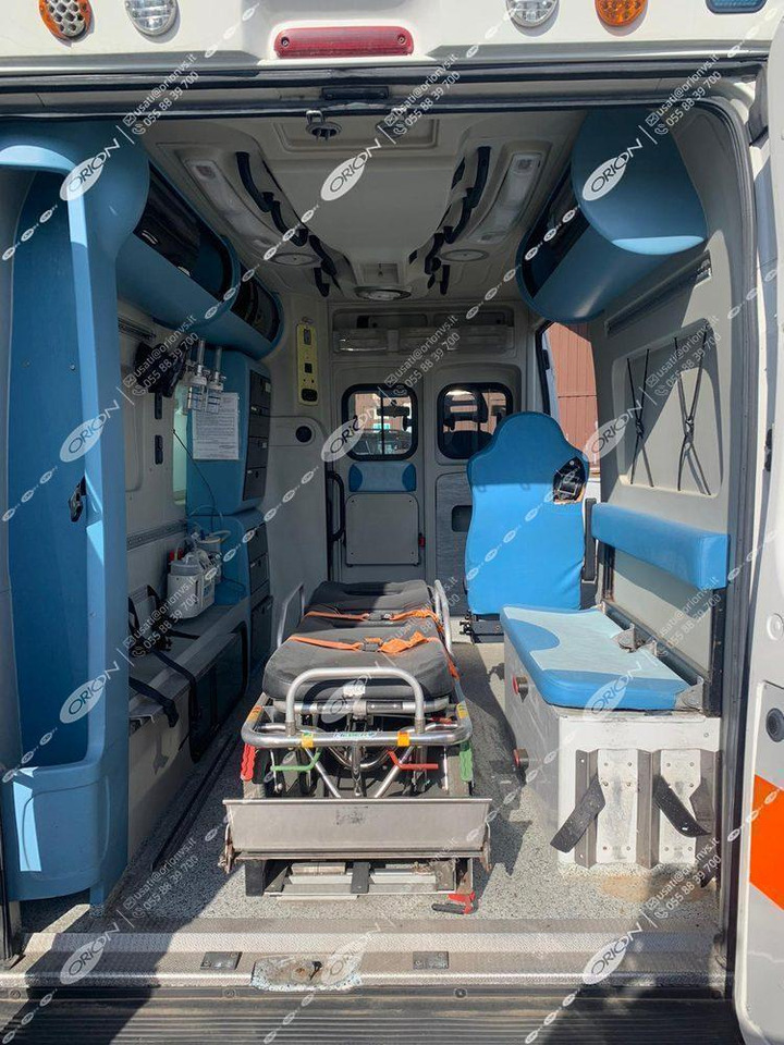 ORION FIAT 250 DUCATO - Ambulancia: foto 5 ORION FIAT 250 DUCATO - Ambulancia: foto 5