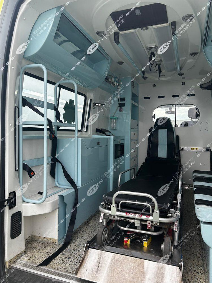 ORION Renault Master - Ambulancia: foto 3 ORION Renault Master - Ambulancia: foto 3