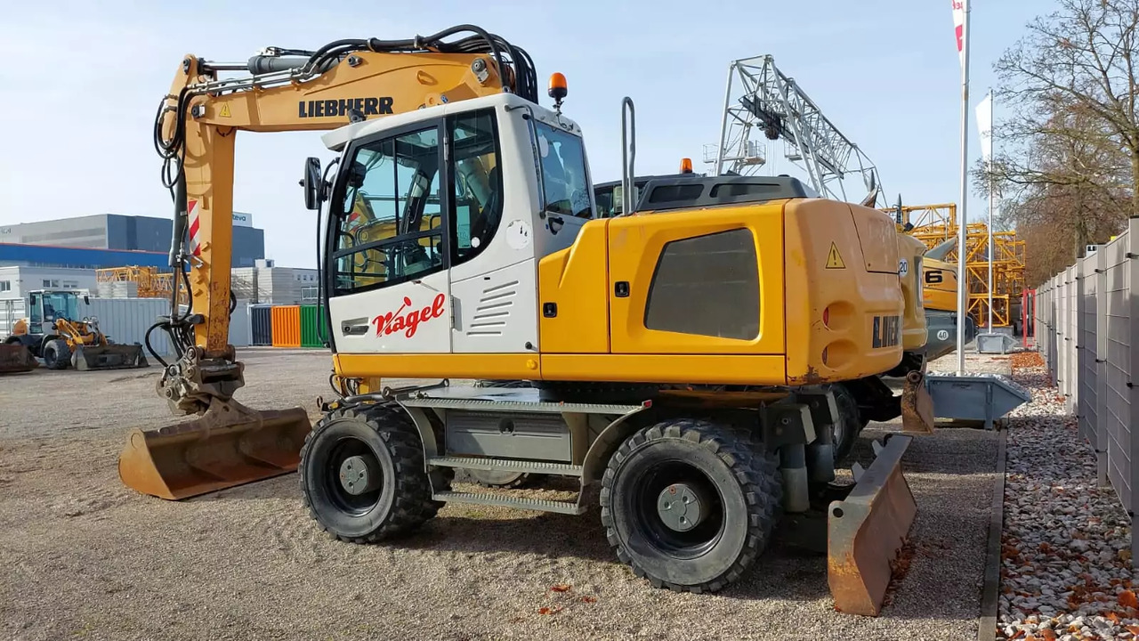 2013 Liebherr A 916 Litronic - Excavadora de ruedas: foto 3 2013 Liebherr A 916 Litronic - Excavadora de ruedas: foto 3