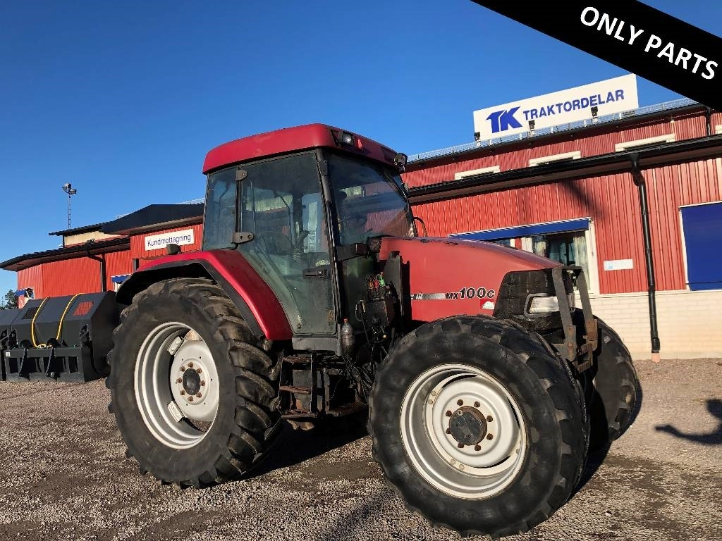 Case MX100C Dismantled: only spare parts - Tractor: foto 1 Case MX100C Dismantled: only spare parts - Tractor: foto 1
