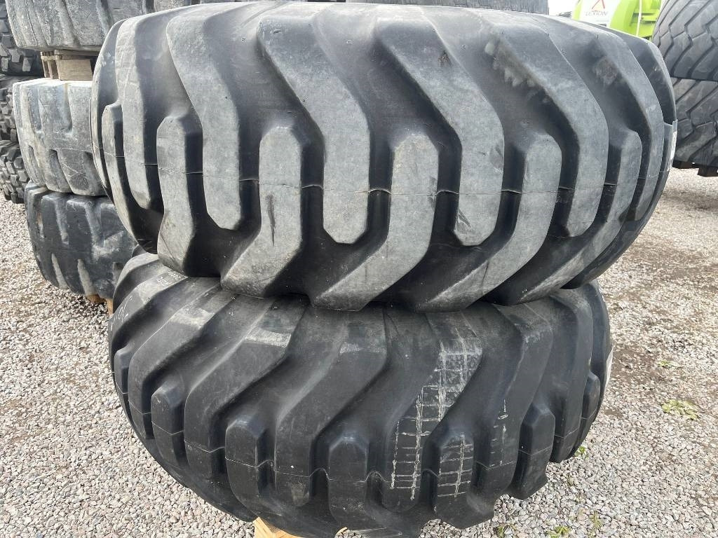Goodyear 23,5-25 Volvo A25 C - Rueda completa: foto 1 Goodyear 23,5-25 Volvo A25 C - Rueda completa: foto 1