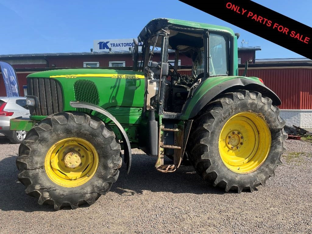 John Deere 6620 Dismantled. Only spare parts - Tractor: foto 1 John Deere 6620 Dismantled. Only spare parts - Tractor: foto 1