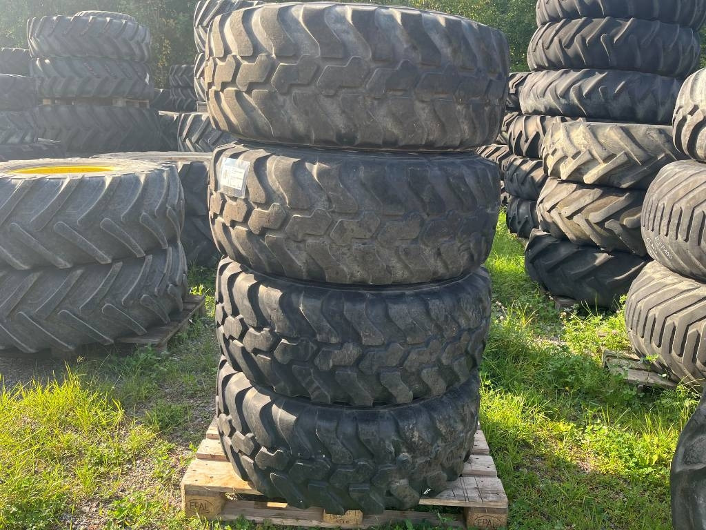 Mitas 405 70 R20 till Volvo L30 L35 - Neumático para Maquinaria de construcción: foto 1 Mitas 405 70 R20 till Volvo L30 L35 - Neumático para Maquinaria de construcción: foto 1