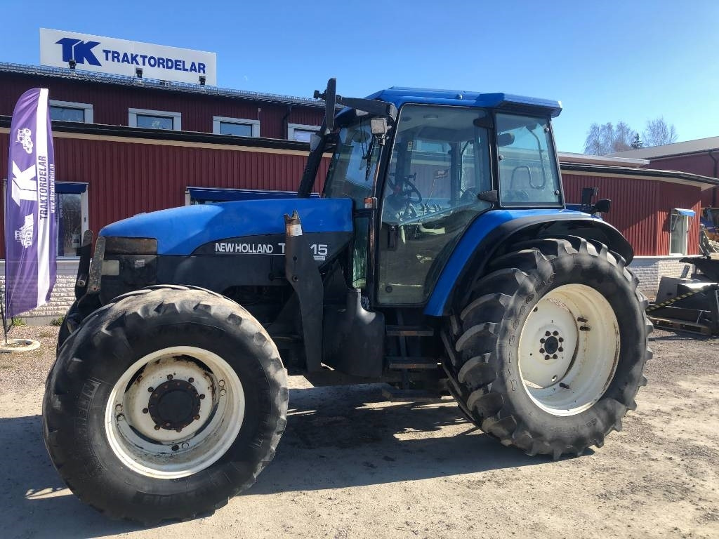 New Holland TM 115 Dismantled: only spare parts - Tractor: foto 1 New Holland TM 115 Dismantled: only spare parts - Tractor: foto 1