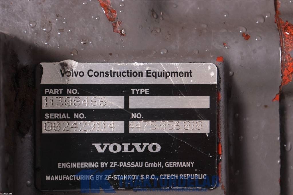 Volvo L 45 G Framvagn - Eje y piezas para Maquinaria de construcción: foto 3 Volvo L 45 G Framvagn - Eje y piezas para Maquinaria de construcción: foto 3