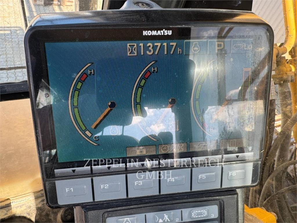 Komatsu PC450LC-8 - Excavadora de cadenas: foto 5 Komatsu PC450LC-8 - Excavadora de cadenas: foto 5