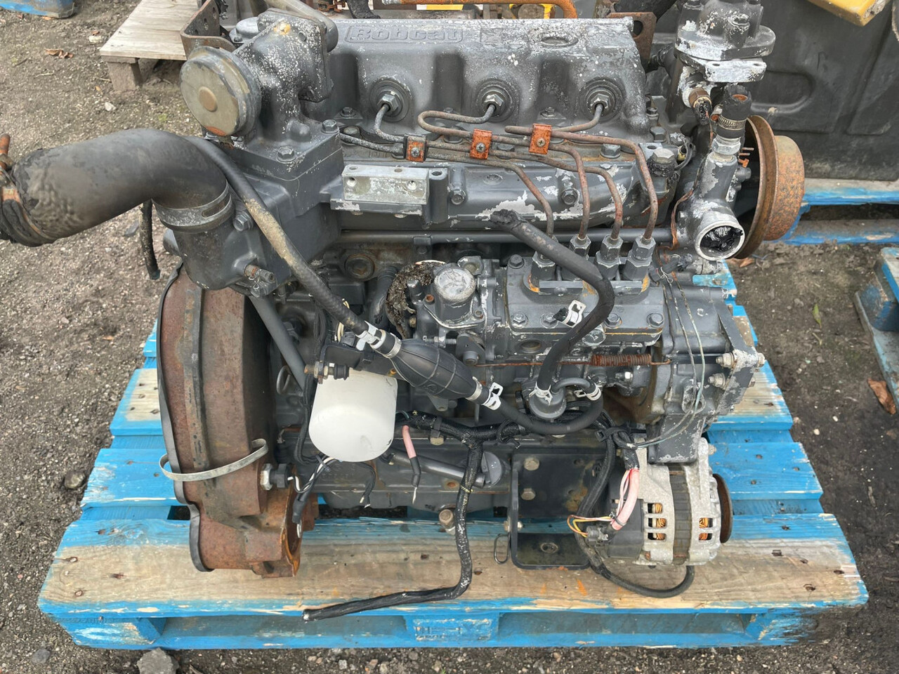 BOBCAT-silnik V3300 B0913A - Motor para Maquinaria de construcción: foto 2 BOBCAT-silnik V3300 B0913A - Motor para Maquinaria de construcción: foto 2