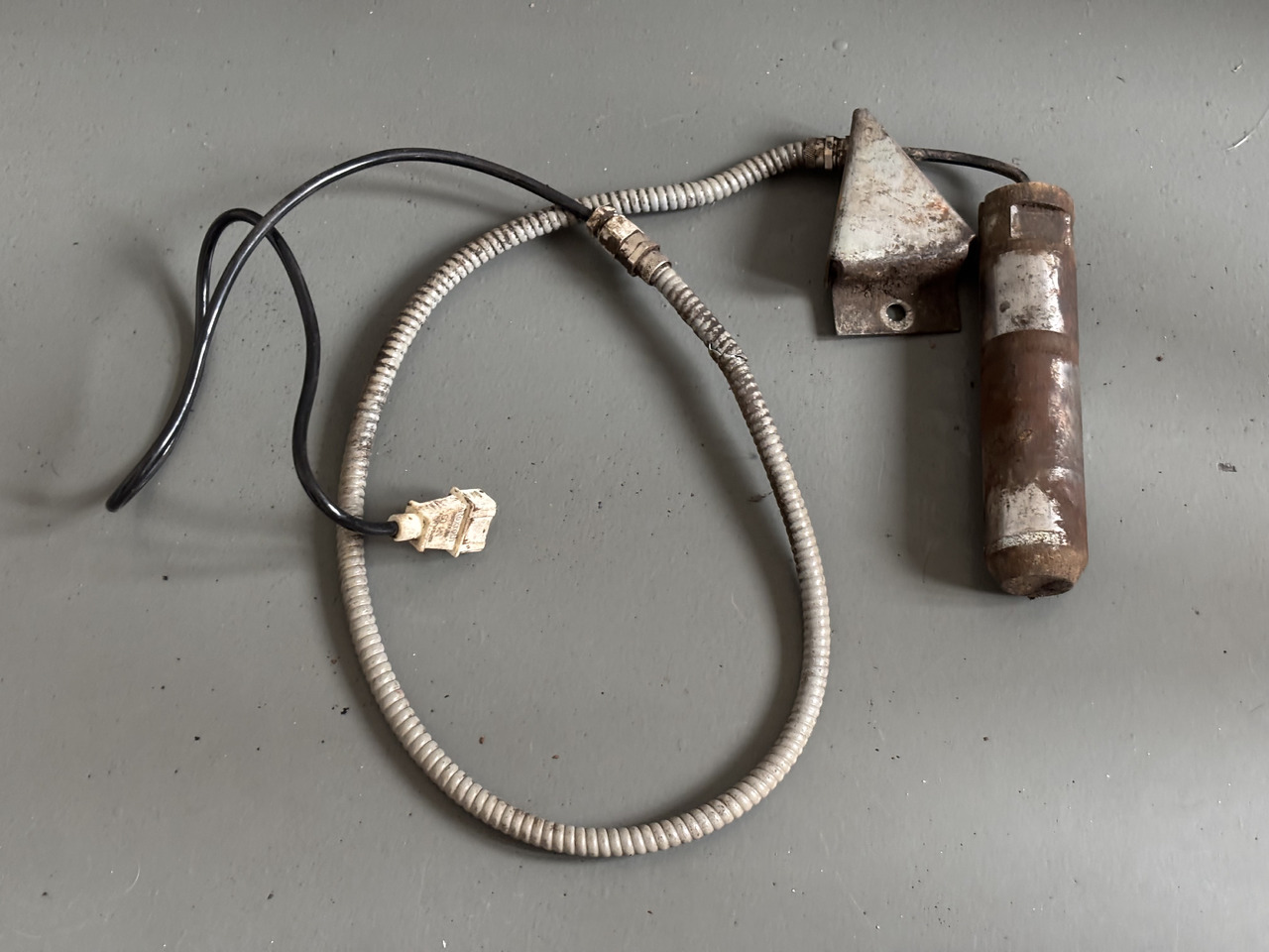 Bosch Rexroth 40KN Oryginalny sworzeń uciągu wtyczka 3 piny R917000159 - Sensor para Maquinaria agrícola: foto 1 Bosch Rexroth 40KN Oryginalny sworzeń uciągu wtyczka 3 piny R917000159 - Sensor para Maquinaria agrícola: foto 1