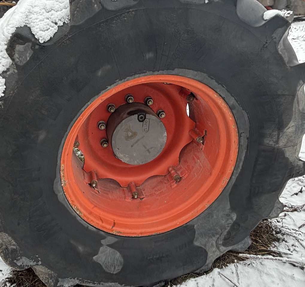 CLAAS RENAULT ATLES 936 RZ V5 Felga 28 R28 CZĘŚCI - Llanta para Maquinaria agrícola: foto 1 CLAAS RENAULT ATLES 936 RZ V5 Felga 28 R28 CZĘŚCI - Llanta para Maquinaria agrícola: foto 1