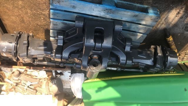 Claas Axion 830 840 850 Oś przednia Resor Zwolnica Zwrotnia Wkład Mostu Półoś Resor - Eje y piezas para Maquinaria agrícola: foto 1 Claas Axion 830 840 850 Oś przednia Resor Zwolnica Zwrotnia Wkład Mostu Półoś Resor - Eje y piezas para Maquinaria agrícola: foto 1