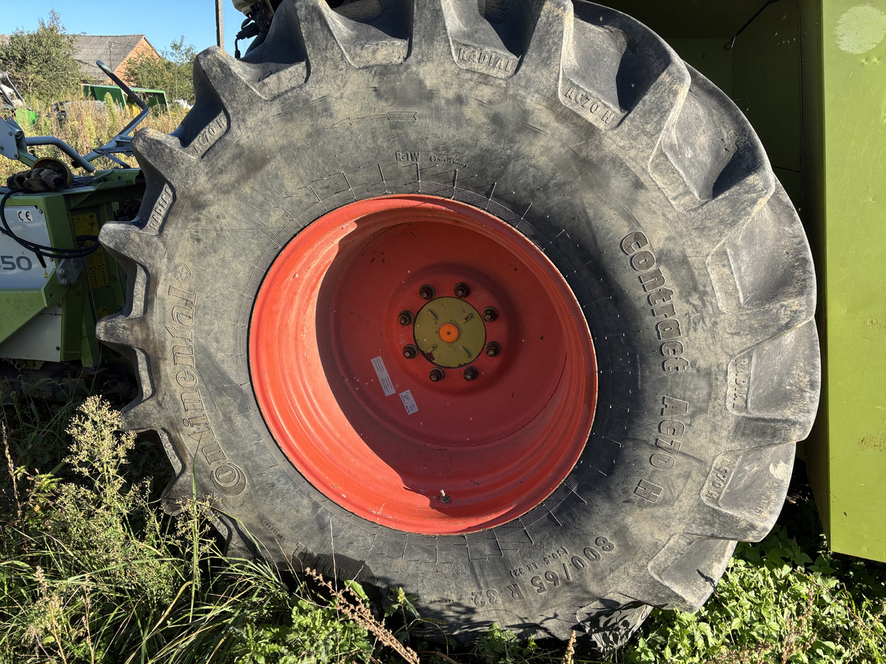 Claas Jaguar 820 840 860 Koło Kompletne Felga Opona 00 0077 035 2 00 0654 952 0 - Llanta para Maquinaria agrícola: foto 1 Claas Jaguar 820 840 860 Koło Kompletne Felga Opona 00 0077 035 2 00 0654 952 0 - Llanta para Maquinaria agrícola: foto 1