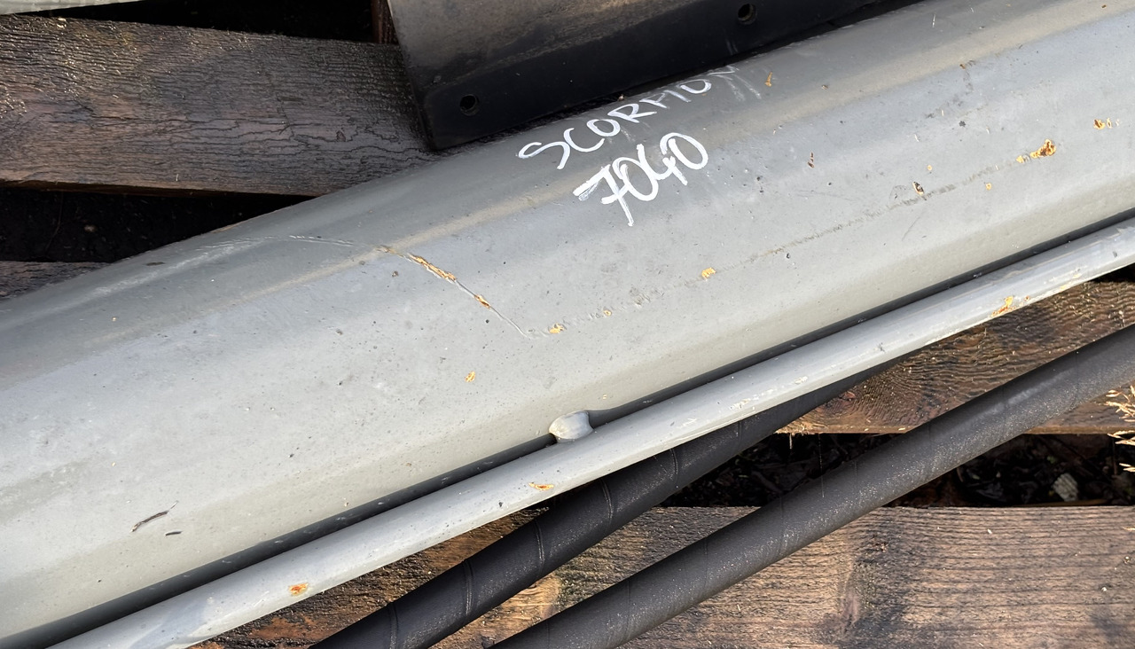 Claas Scorpion 7040 Siłownik Podnoszenia Siłownik Wyrównania 0013003700 0013003720 - Cilindro hidráulico para Manipulador telescópico: foto 3 Claas Scorpion 7040 Siłownik Podnoszenia Siłownik Wyrównania 0013003700 0013003720 - Cilindro hidráulico para Manipulador telescópico: foto 3