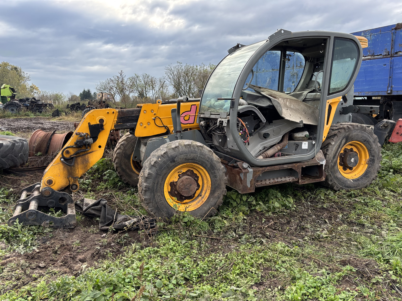 Dieci 185 - Ładowarka Teleskopowa - Kabina Szyba Dach - Ventana y piezas para Manipulador telescópico: foto 1 Dieci 185 - Ładowarka Teleskopowa - Kabina Szyba Dach - Ventana y piezas para Manipulador telescópico: foto 1