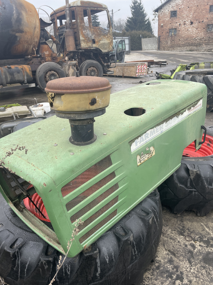 Fendt Farmer 309 - maska pokrywa silnika H309500020010 - Capota para Tractor: foto 1 Fendt Farmer 309 - maska pokrywa silnika H309500020010 - Capota para Tractor: foto 1