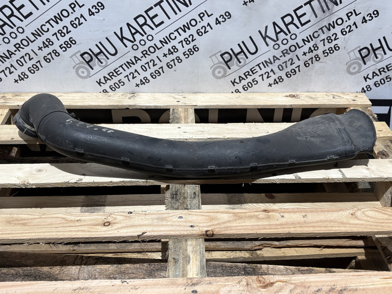 JCB 332/F0077 Kanał Rura Wlotowa - Tubo de admisión de aire para Maquinaria de construcción: foto 1 JCB 332/F0077 Kanał Rura Wlotowa - Tubo de admisión de aire para Maquinaria de construcción: foto 1