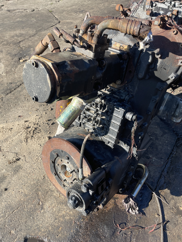 JCB 436 - skrzynia biegów 4WG190 332/S4444 - Caja de cambios para Maquinaria agrícola: foto 2 JCB 436 - skrzynia biegów 4WG190 332/S4444 - Caja de cambios para Maquinaria agrícola: foto 2