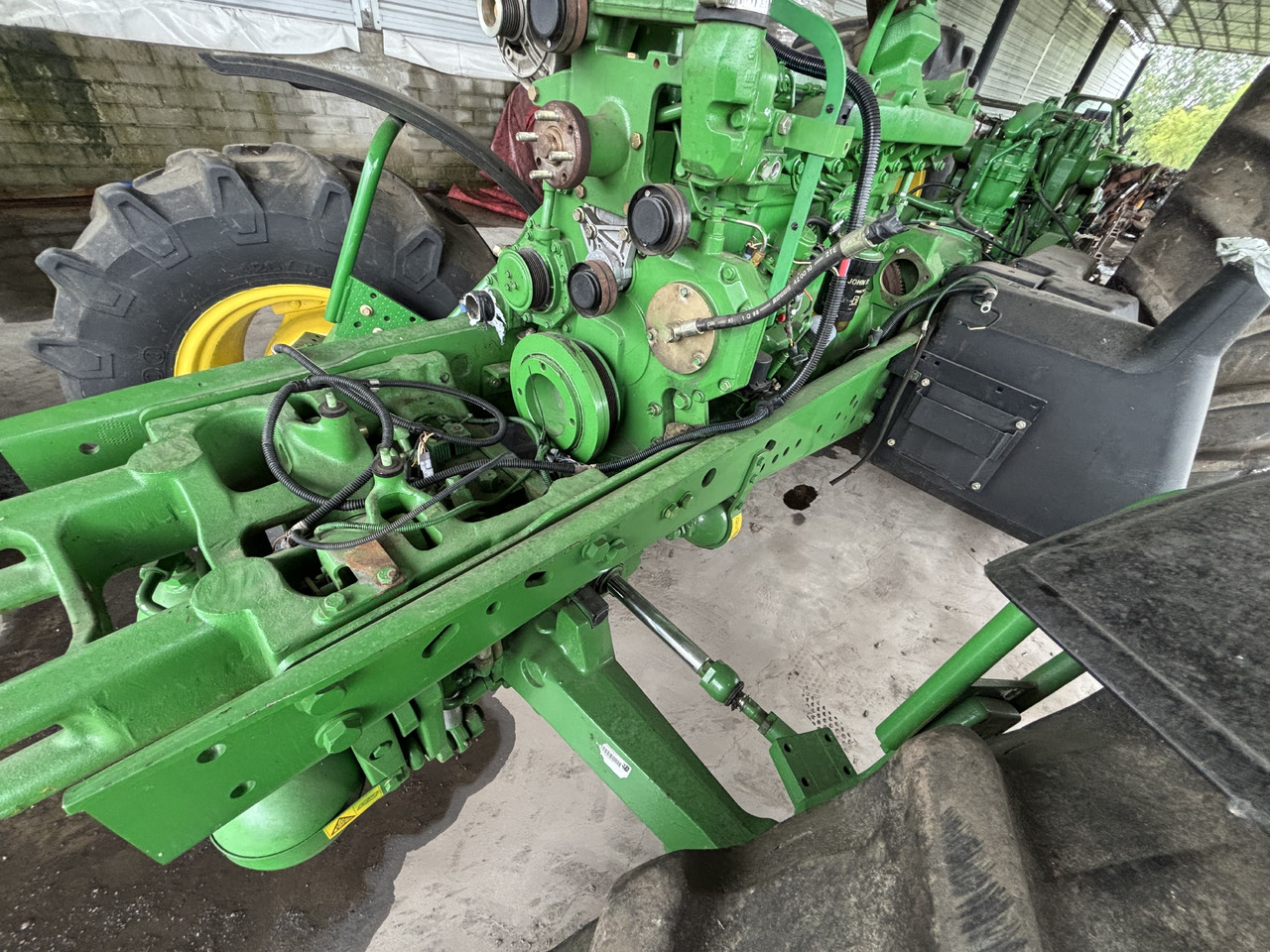 John Deere 6510, 6610 Rama główna AL119611 AL113072 - Bastidor/ Chasis para Maquinaria agrícola: foto 2 John Deere 6510, 6610 Rama główna AL119611 AL113072 - Bastidor/ Chasis para Maquinaria agrícola: foto 2