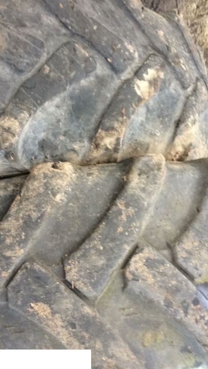 Koło John Deere 4400 - 405/70-24 - Rueda completa para Equipo de manutención: foto 2 Koło John Deere 4400 - 405/70-24 - Rueda completa para Equipo de manutención: foto 2