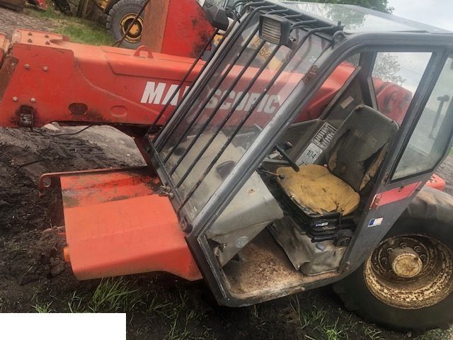 Manitou 628 - Zwrotnica - Mangueta para Maquinaria agrícola: foto 1 Manitou 628 - Zwrotnica - Mangueta para Maquinaria agrícola: foto 1