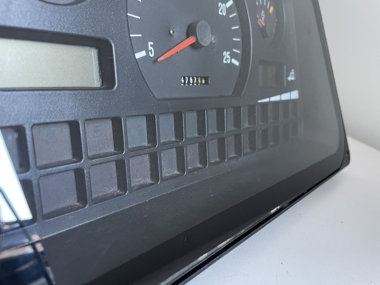 Massey Fergusson 6100 8100 - licznik zegary 3712846M95 - Salpicadero para Tractor: foto 2 Massey Fergusson 6100 8100 - licznik zegary 3712846M95 - Salpicadero para Tractor: foto 2