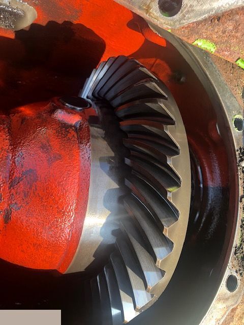 Merlo - Mechanizm Róźnicowy Atak Półosie Koło talerzowe - Diferencial para Maquinaria agrícola: foto 2 Merlo - Mechanizm Róźnicowy Atak Półosie Koło talerzowe - Diferencial para Maquinaria agrícola: foto 2