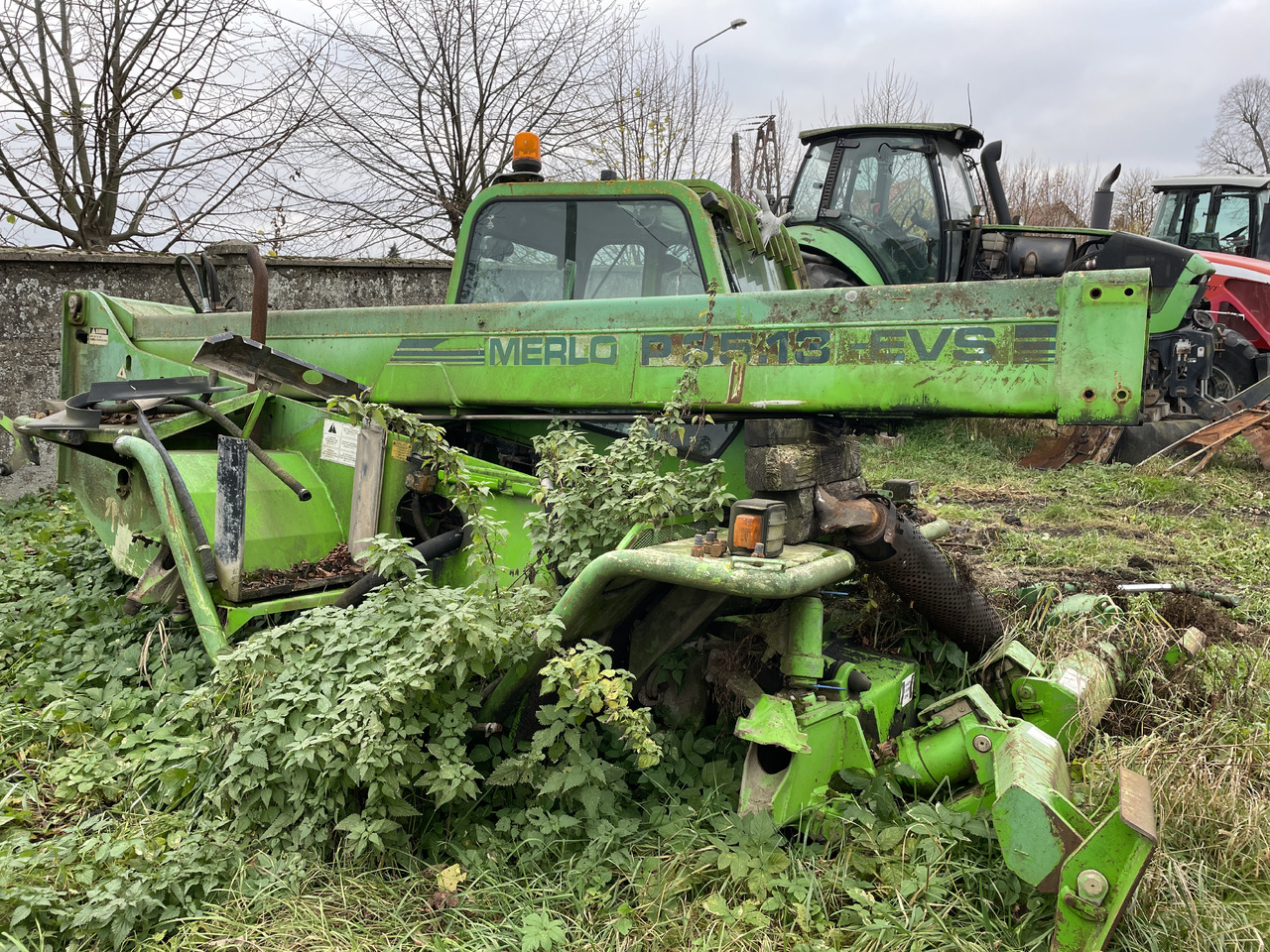 Merlo P35.13 - części - maszt rama kabina drzwi szyby - Puerta y piezas para Maquinaria agrícola: foto 2 Merlo P35.13 - części - maszt rama kabina drzwi szyby - Puerta y piezas para Maquinaria agrícola: foto 2