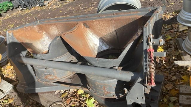 Piezas de recambio para Cosechadora de granos Claas lexion rozrzutnik słomy części: foto 6