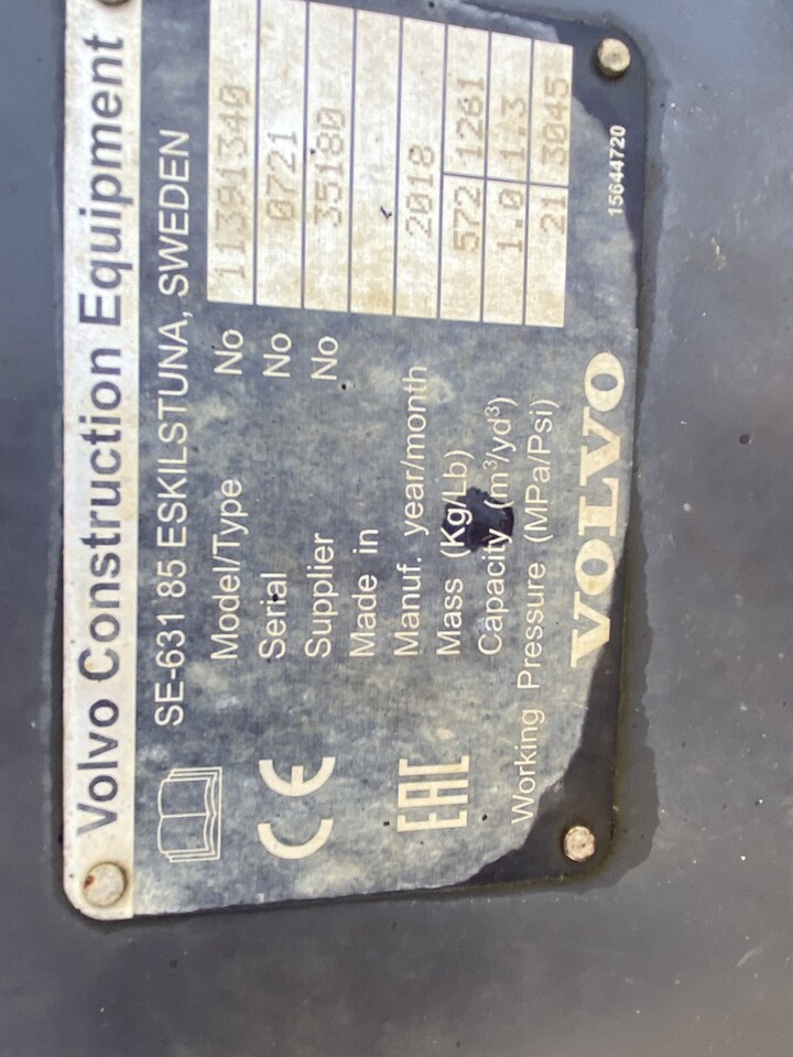 Volvo L30G - Zwolnica - Zwrotnica - Półoś - Skrzynia - Silnik - Siłowniki - Piezas de recambio para Maquinaria de construcción: foto 4 Volvo L30G - Zwolnica - Zwrotnica - Półoś - Skrzynia - Silnik - Siłowniki - Piezas de recambio para Maquinaria de construcción: foto 4