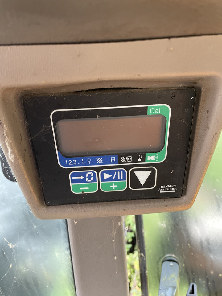 Renault Ares - wyświetlacz monitor - Salpicadero para Maquinaria agrícola: foto 1 Renault Ares - wyświetlacz monitor - Salpicadero para Maquinaria agrícola: foto 1