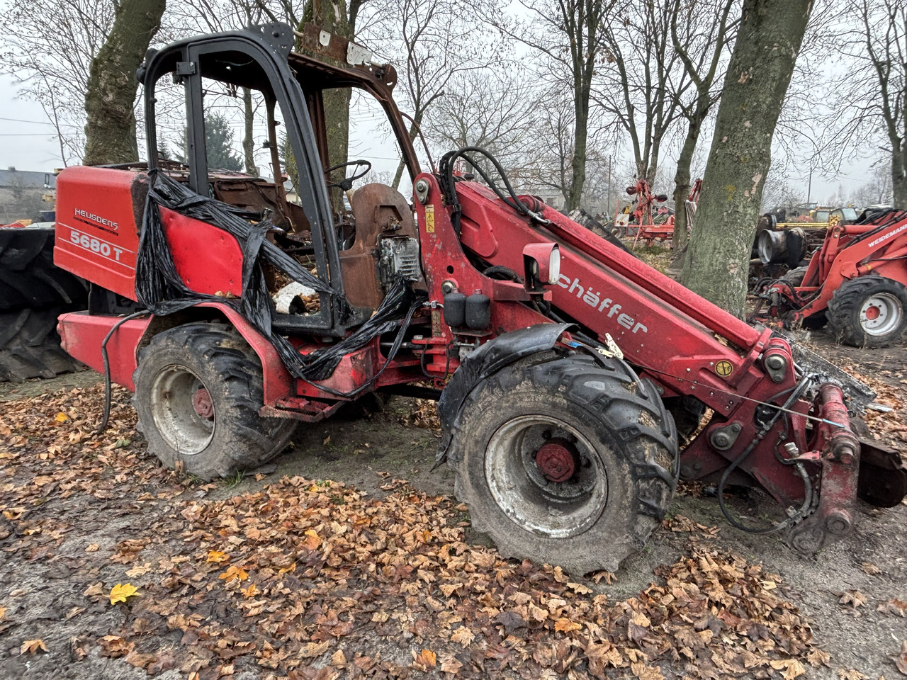 Schaffer 5680 T Felga Opona Koło Przednia Tylna Przód Tył CZĘŚCI - Llanta para Maquinaria agrícola: foto 1 Schaffer 5680 T Felga Opona Koło Przednia Tylna Przód Tył CZĘŚCI - Llanta para Maquinaria agrícola: foto 1