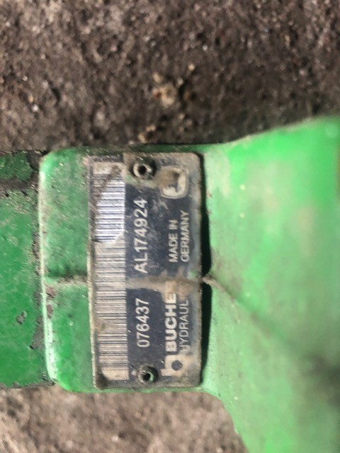 Sekcja Rozdzielacza John Deere - Hidráulica para Maquinaria agrícola: foto 3 Sekcja Rozdzielacza John Deere - Hidráulica para Maquinaria agrícola: foto 3