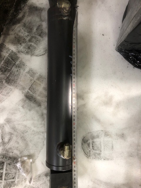 Siłownik skrętu VOLVO L30 L35 - Cilindro hidráulico para Cargadora de ruedas: foto 2 Siłownik skrętu VOLVO L30 L35 - Cilindro hidráulico para Cargadora de ruedas: foto 2