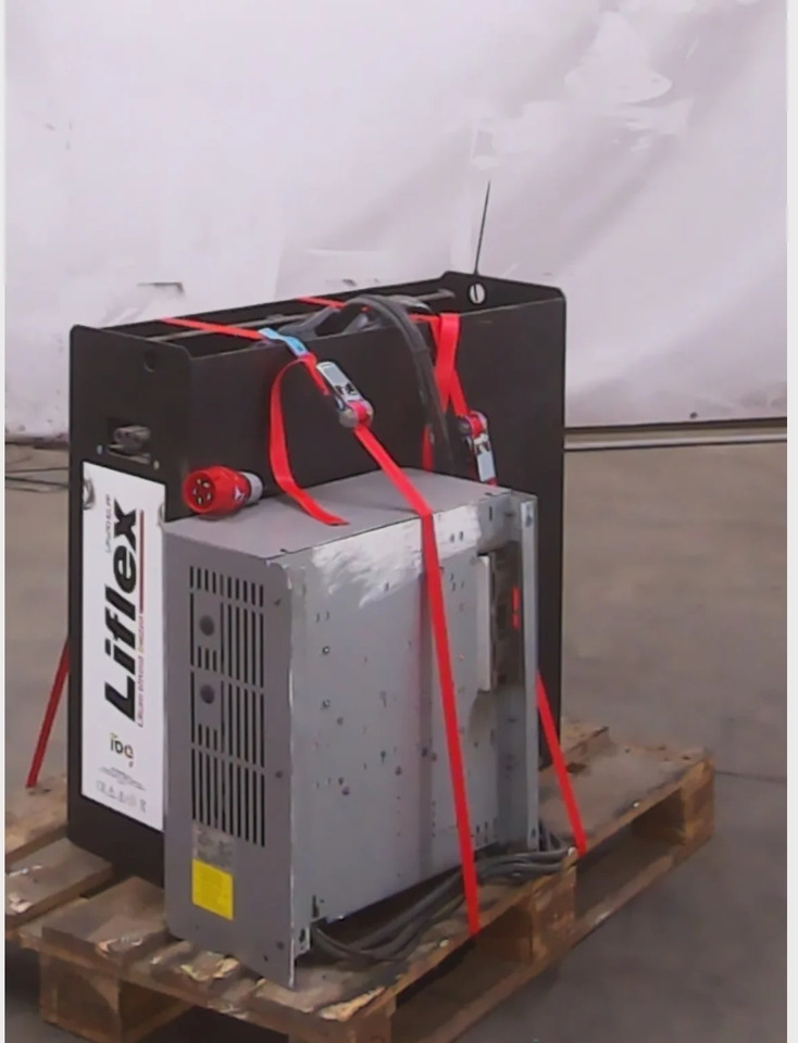Battery 24V 240Ah - Acumulador para Equipo de manutención: foto 3 Battery 24V 240Ah - Acumulador para Equipo de manutención: foto 3