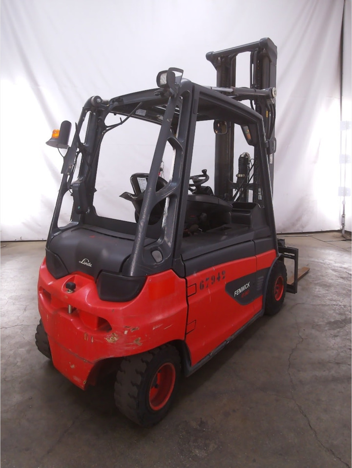Linde E30L-01 - Carretilla elevadora eléctrica: foto 3 Linde E30L-01 - Carretilla elevadora eléctrica: foto 3