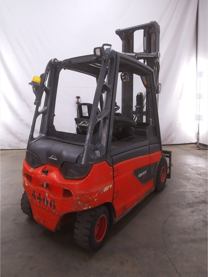 Linde E30L-01 - Carretilla elevadora eléctrica: foto 3 Linde E30L-01 - Carretilla elevadora eléctrica: foto 3