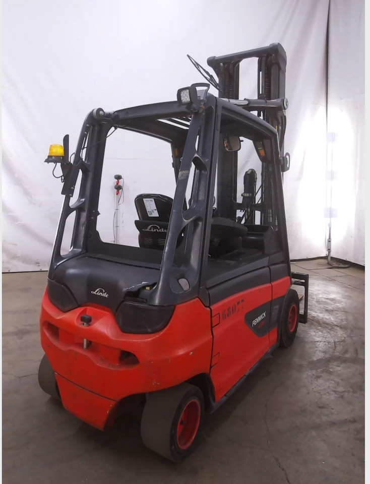 Linde E30L-01 - Carretilla elevadora eléctrica: foto 3 Linde E30L-01 - Carretilla elevadora eléctrica: foto 3