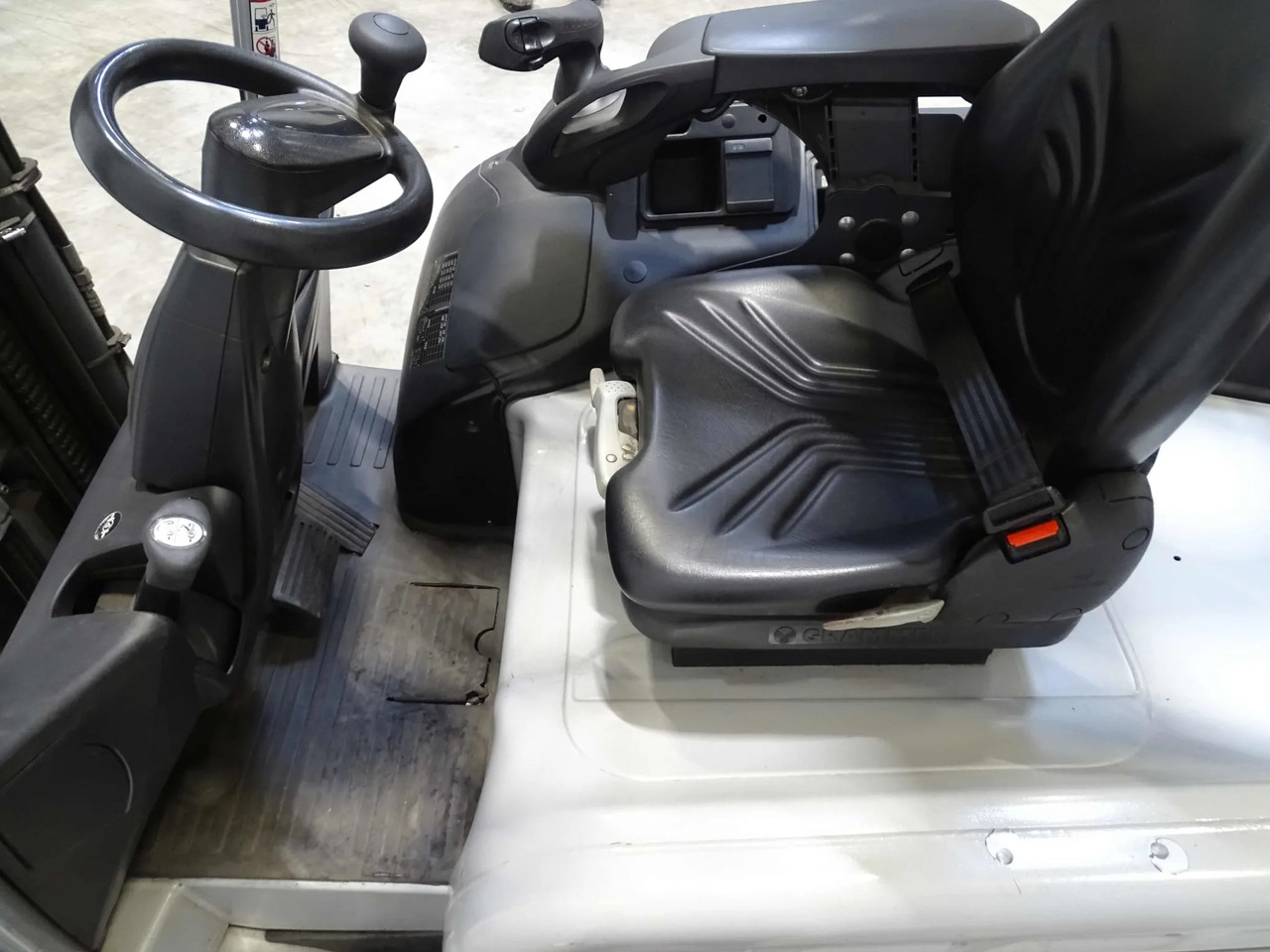 STILL RX60-25/600 - Carretilla elevadora eléctrica: foto 3 STILL RX60-25/600 - Carretilla elevadora eléctrica: foto 3