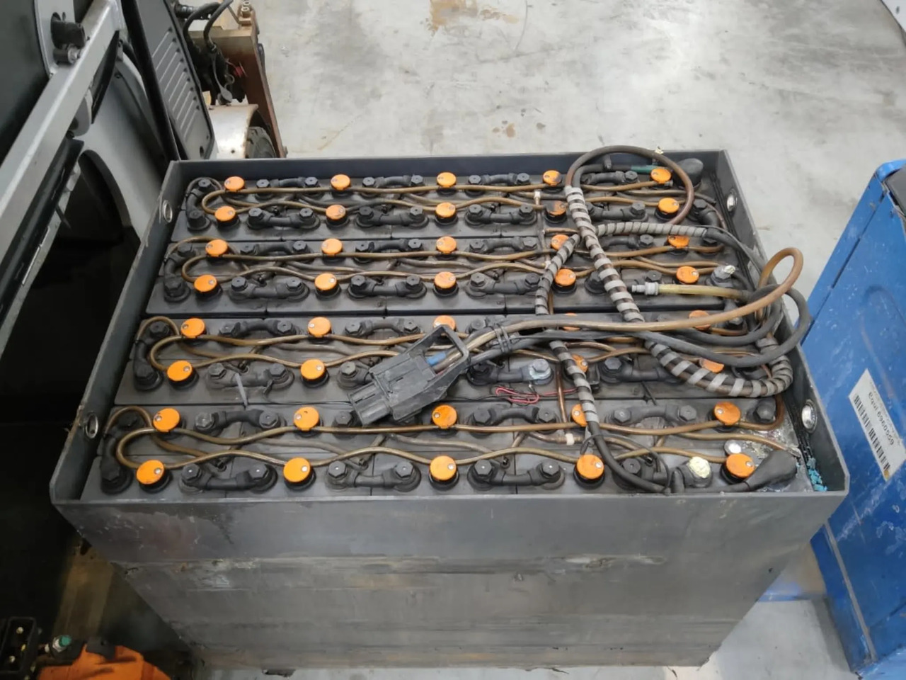 STILL RX60-30 - Carretilla elevadora eléctrica: foto 4 STILL RX60-30 - Carretilla elevadora eléctrica: foto 4