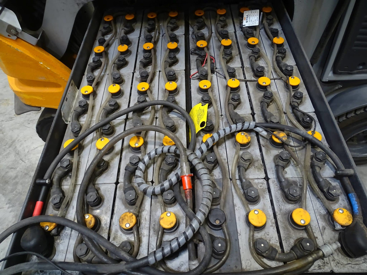 STILL RX60-30 - Carretilla elevadora eléctrica: foto 4 STILL RX60-30 - Carretilla elevadora eléctrica: foto 4