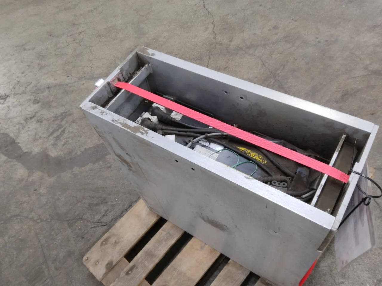 Saft 24V 205Ah/LiIon - Acumulador para Equipo de manutención: foto 3 Saft 24V 205Ah/LiIon - Acumulador para Equipo de manutención: foto 3