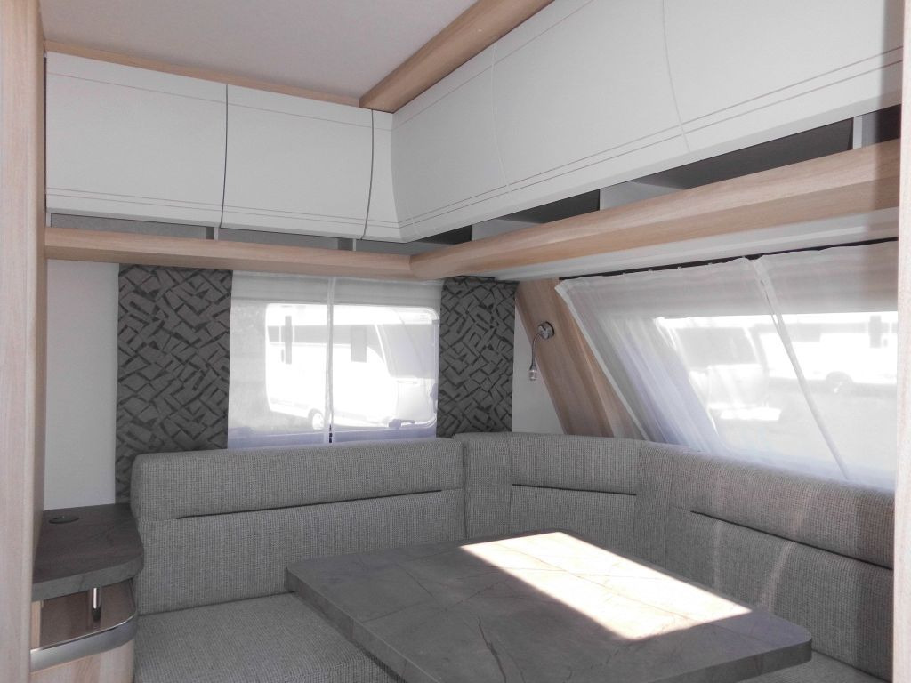 Hobby De Luxe 460 LU Lagerabverkauf! - Caravana: foto 5 Hobby De Luxe 460 LU Lagerabverkauf! - Caravana: foto 5