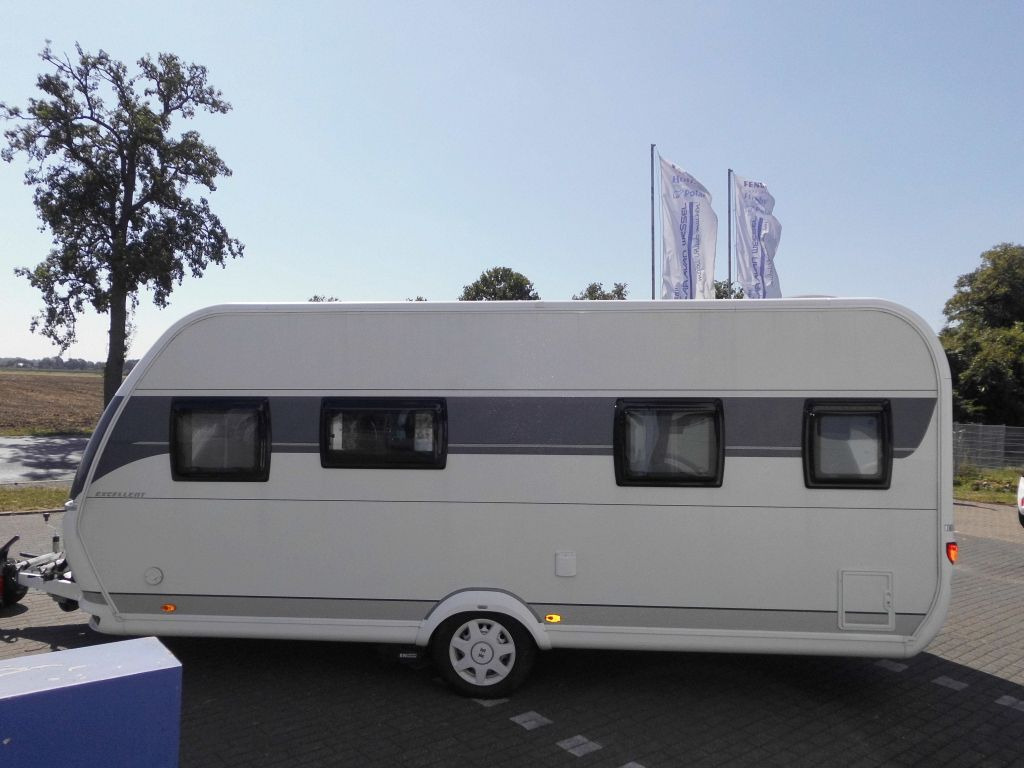 Hobby Excellent 495 WFB Mover, Autark, Combi 6E 1800KG - Caravana: foto 4 Hobby Excellent 495 WFB Mover, Autark, Combi 6E 1800KG - Caravana: foto 4