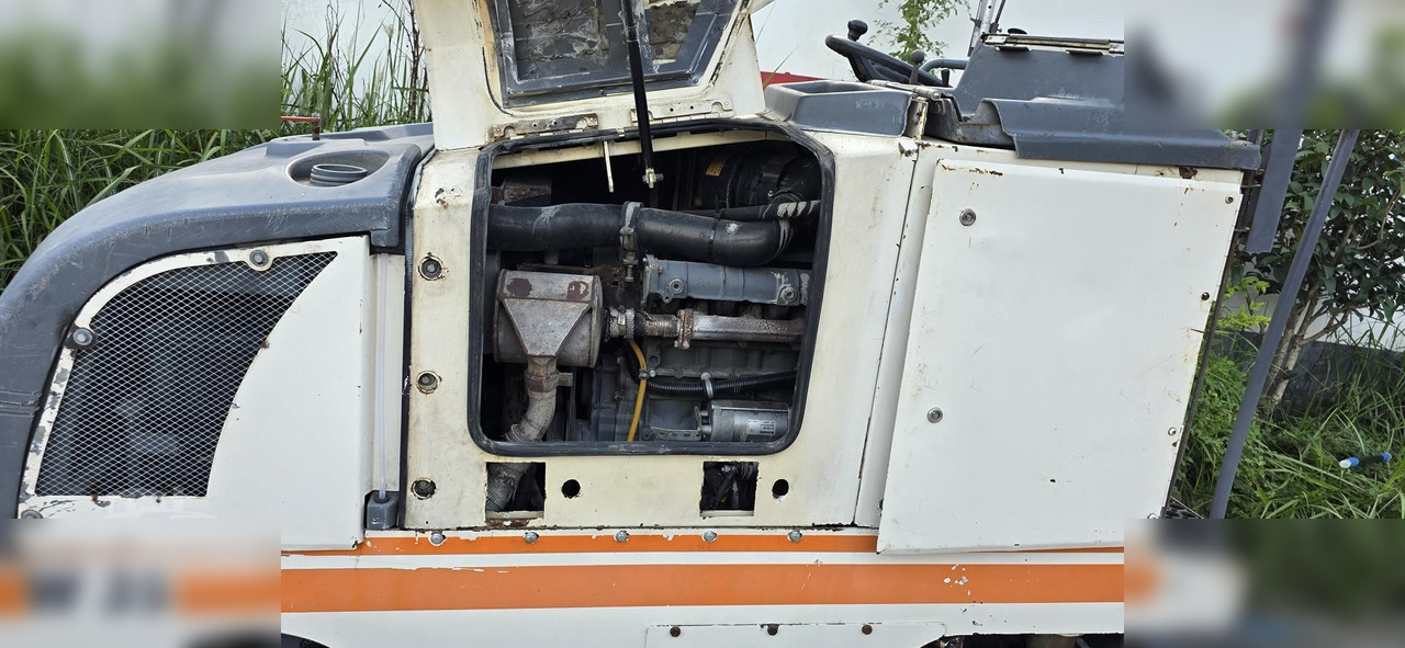 2005 WIRTGEN W35DC - Fresadora en frío: foto 5 2005 WIRTGEN W35DC - Fresadora en frío: foto 5