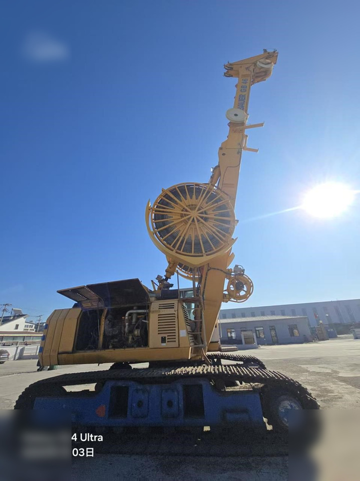 2013 BAUER GB46 - Perforadora: foto 1 2013 BAUER GB46 - Perforadora: foto 1