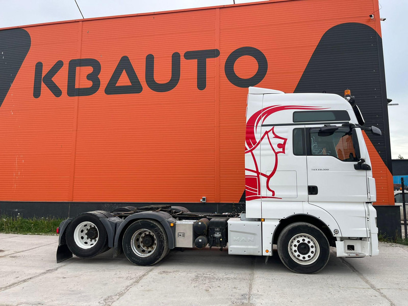 MAN TGX 28.500 6x2 XXL CAB / PTO / INTARDER / DOUBLE BOGIE - Cabeza tractora: foto 5 MAN TGX 28.500 6x2 XXL CAB / PTO / INTARDER / DOUBLE BOGIE - Cabeza tractora: foto 5