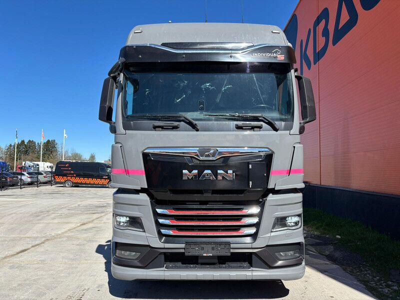 MAN TGX 28.510 6x2 TWIN BED GX CAB / INTARDER / DOUBLE BOGIE - Cabeza tractora: foto 3 MAN TGX 28.510 6x2 TWIN BED GX CAB / INTARDER / DOUBLE BOGIE - Cabeza tractora: foto 3