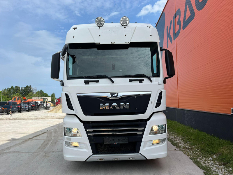 MAN TGX 28.580 6x2 XXL CAB / INTARDER / DOUBLE BOGIE - Cabeza tractora: foto 2 MAN TGX 28.580 6x2 XXL CAB / INTARDER / DOUBLE BOGIE - Cabeza tractora: foto 2